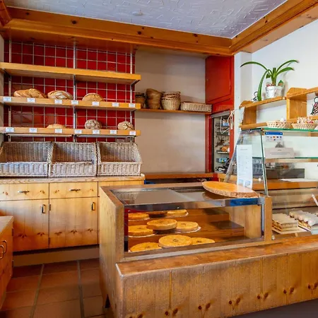 Zurschmitten 8 2- Ug Sued By Interhome 리더알프